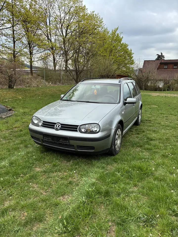 Volkswagen Golf Variant 1.6 Edition, foto 1