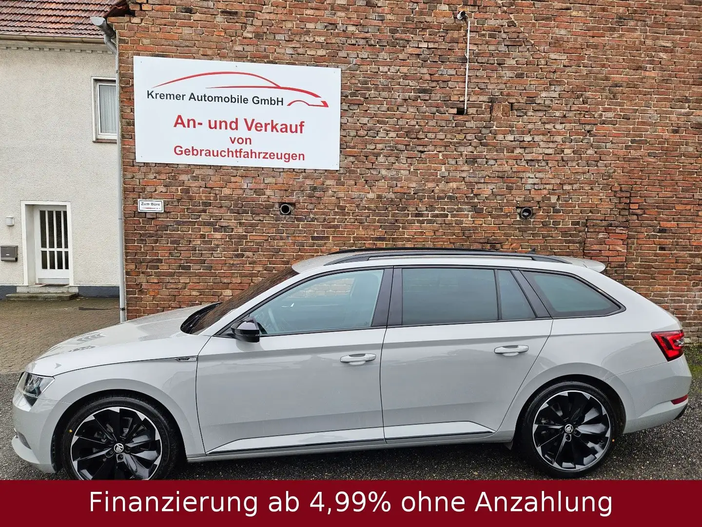 Skoda Superb Combi 1.5 Sportline Grau - 2