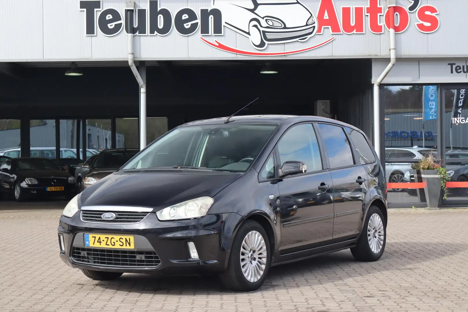 Ford C-Max 1.8-16V Ghia Airco, Climate control, Radio cd spel Zwart - 1