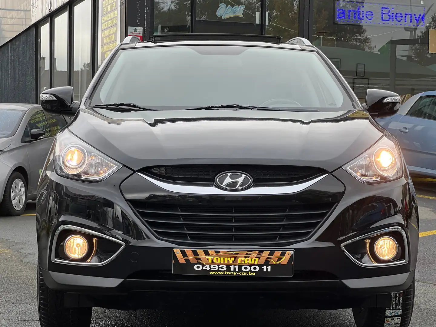 Hyundai iX35 iX35 2.0i 2WD*boîte auto*NAVI*CAMERA*CUIR*PANO* Noir - 1