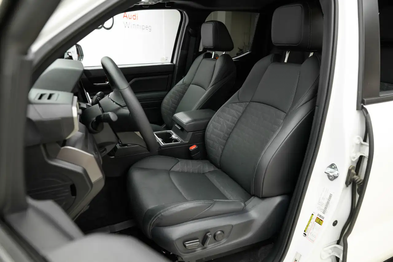 Toyota Tacoma снимка Toyota Tacoma