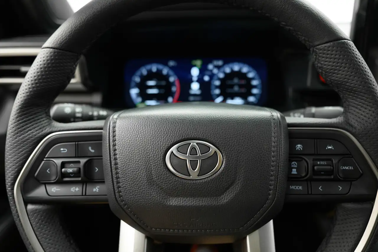 Toyota Tacoma снимка Toyota Tacoma