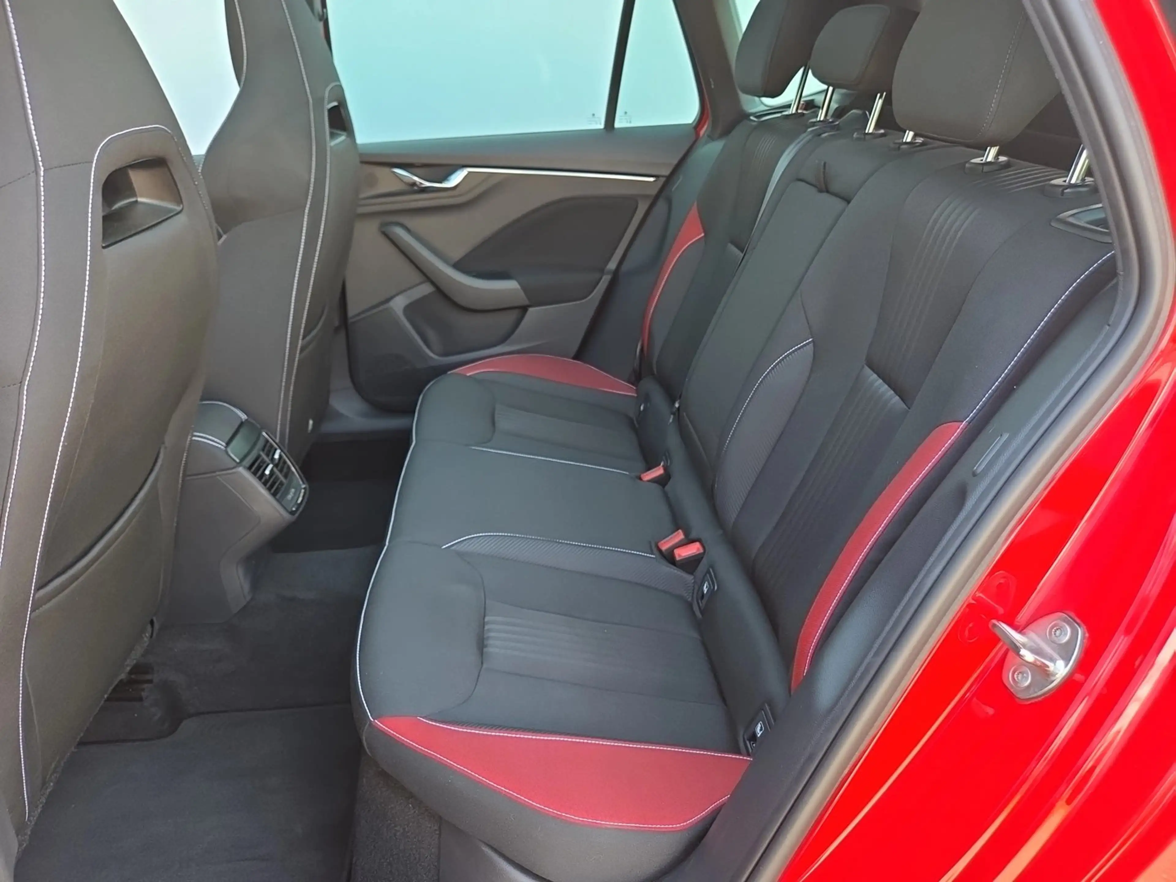 Skoda Kamiq MONTE CARLO TSI — photo 13