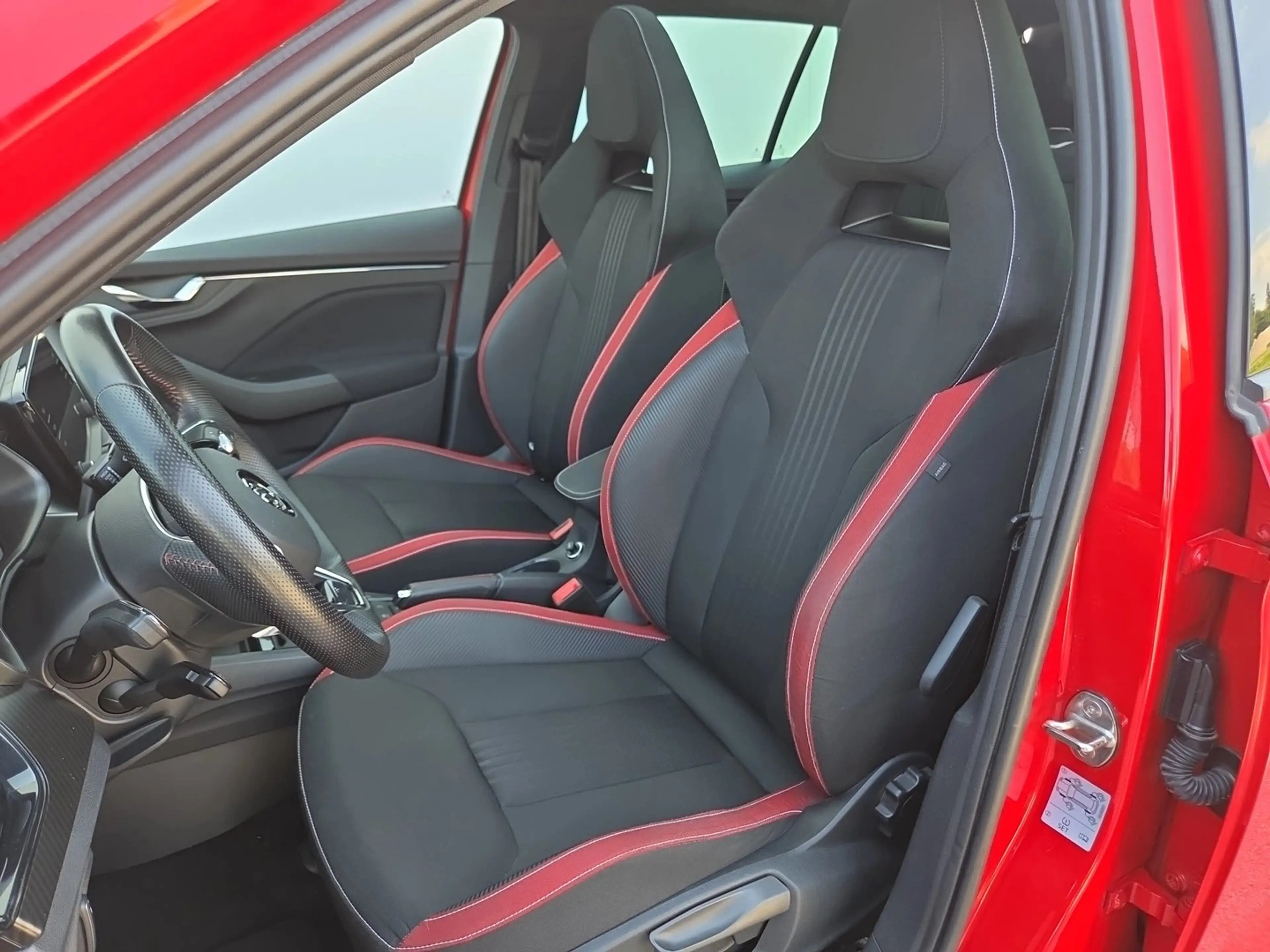 Skoda Kamiq MONTE CARLO TSI — photo 11
