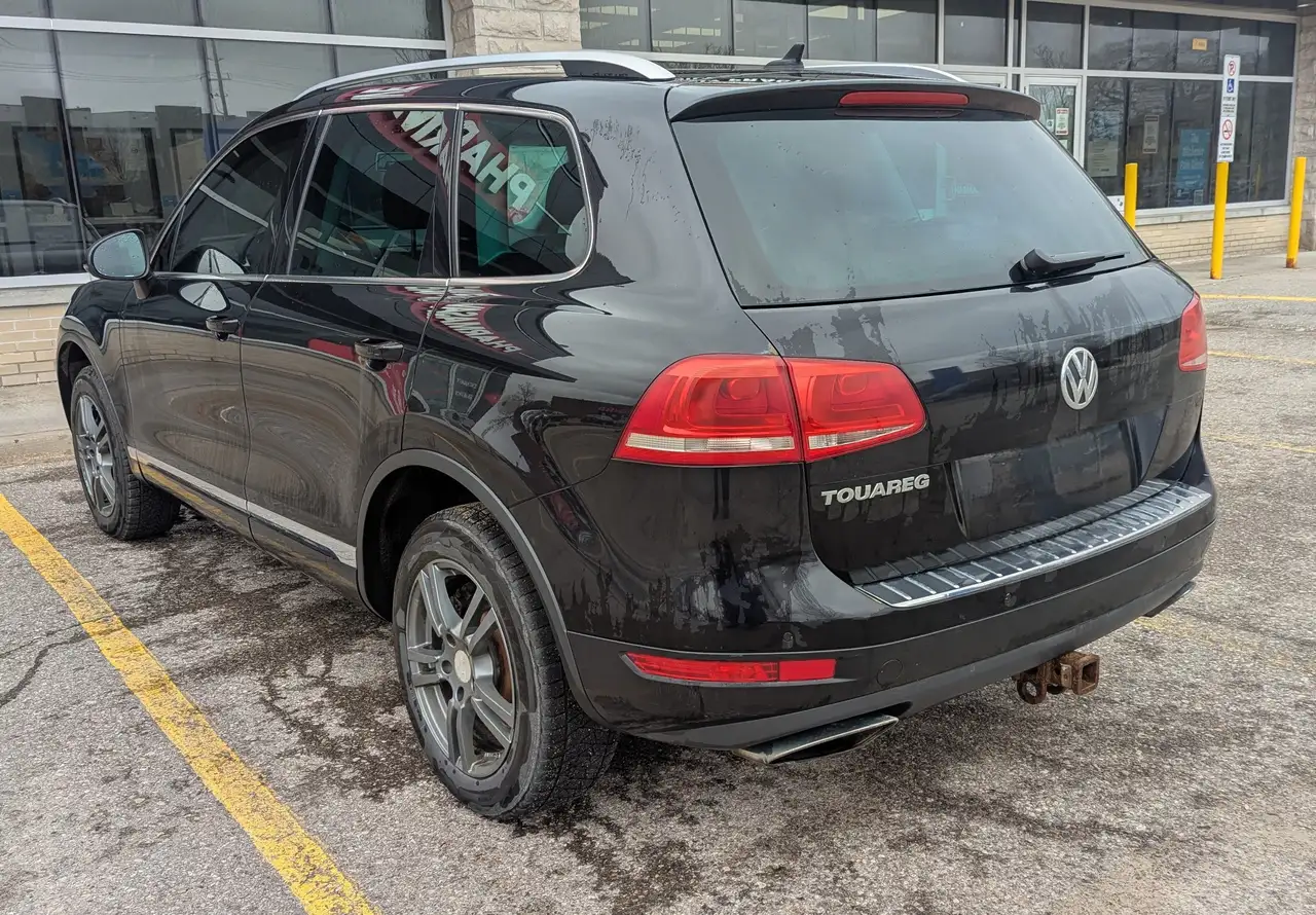 Volkswagen Touareg снимка Volkswagen Touareg