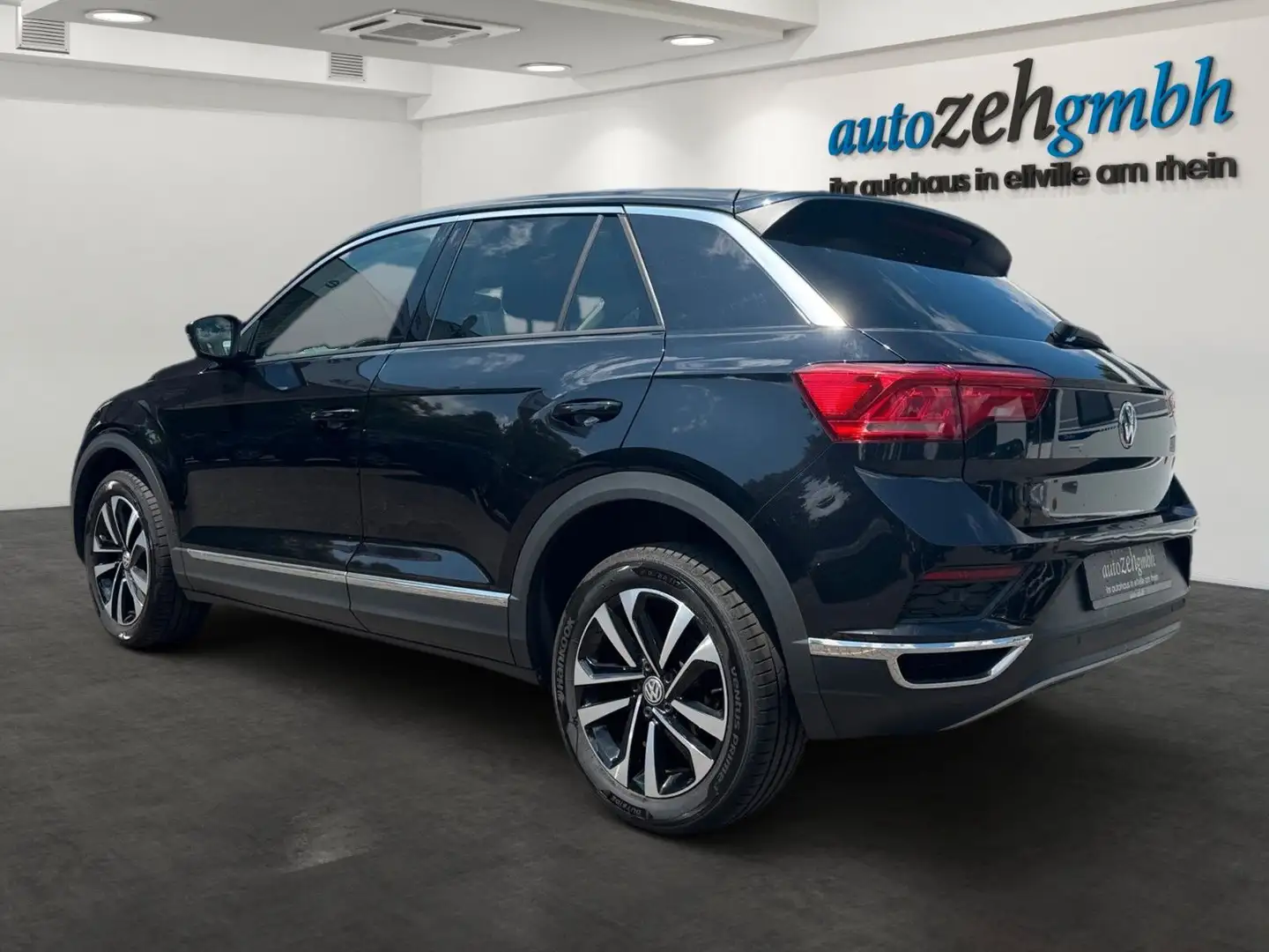 Volkswagen T-Roc United 1.5 TSI+STHZ+Kamera+SHZ+e-Klappe+ Negro - 2