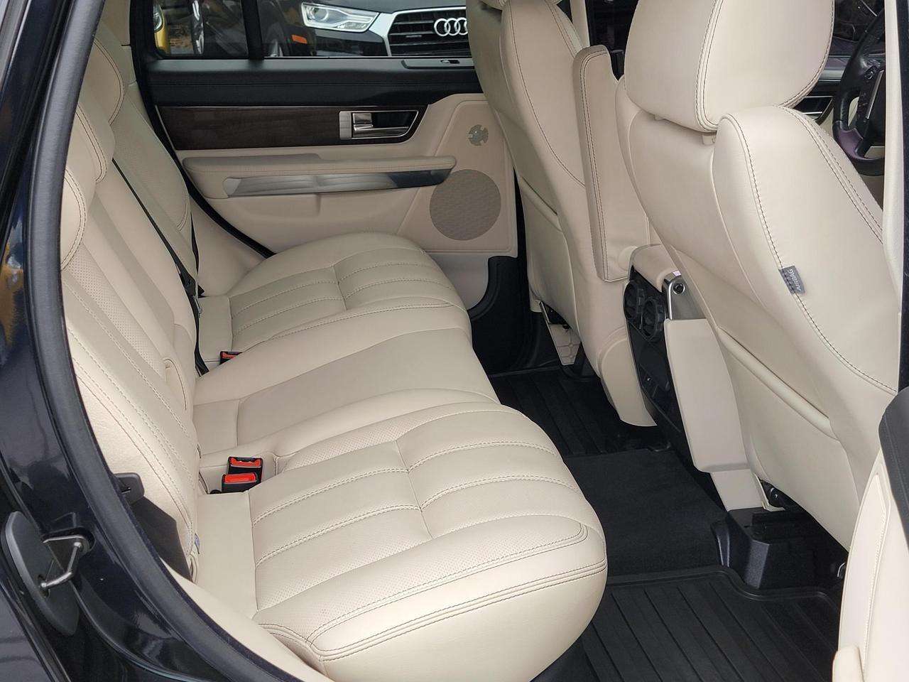2012 Land Rover Range Rover Sport 4WD 4dr SC thumb 11