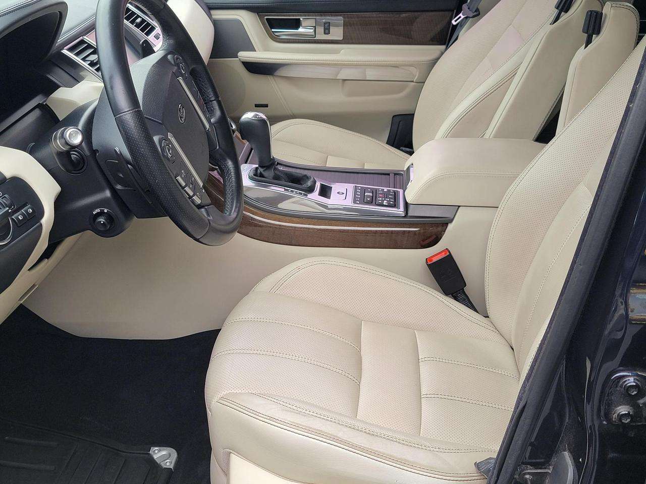 2012 Land Rover Range Rover Sport 4WD 4dr SC thumb 9