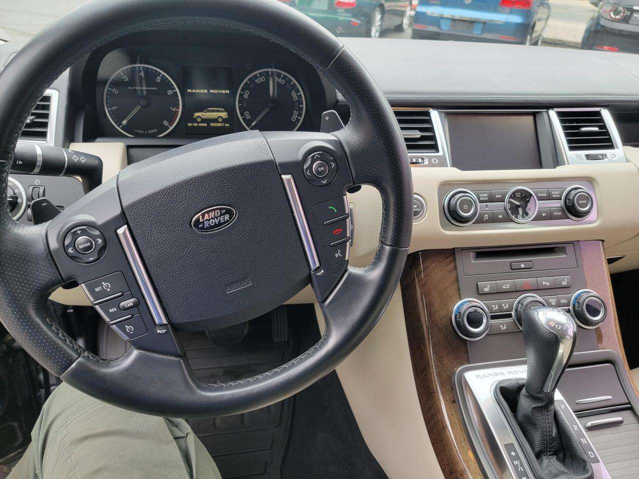 2012 Land Rover Range Rover Sport 4WD 4dr SC thumb 10