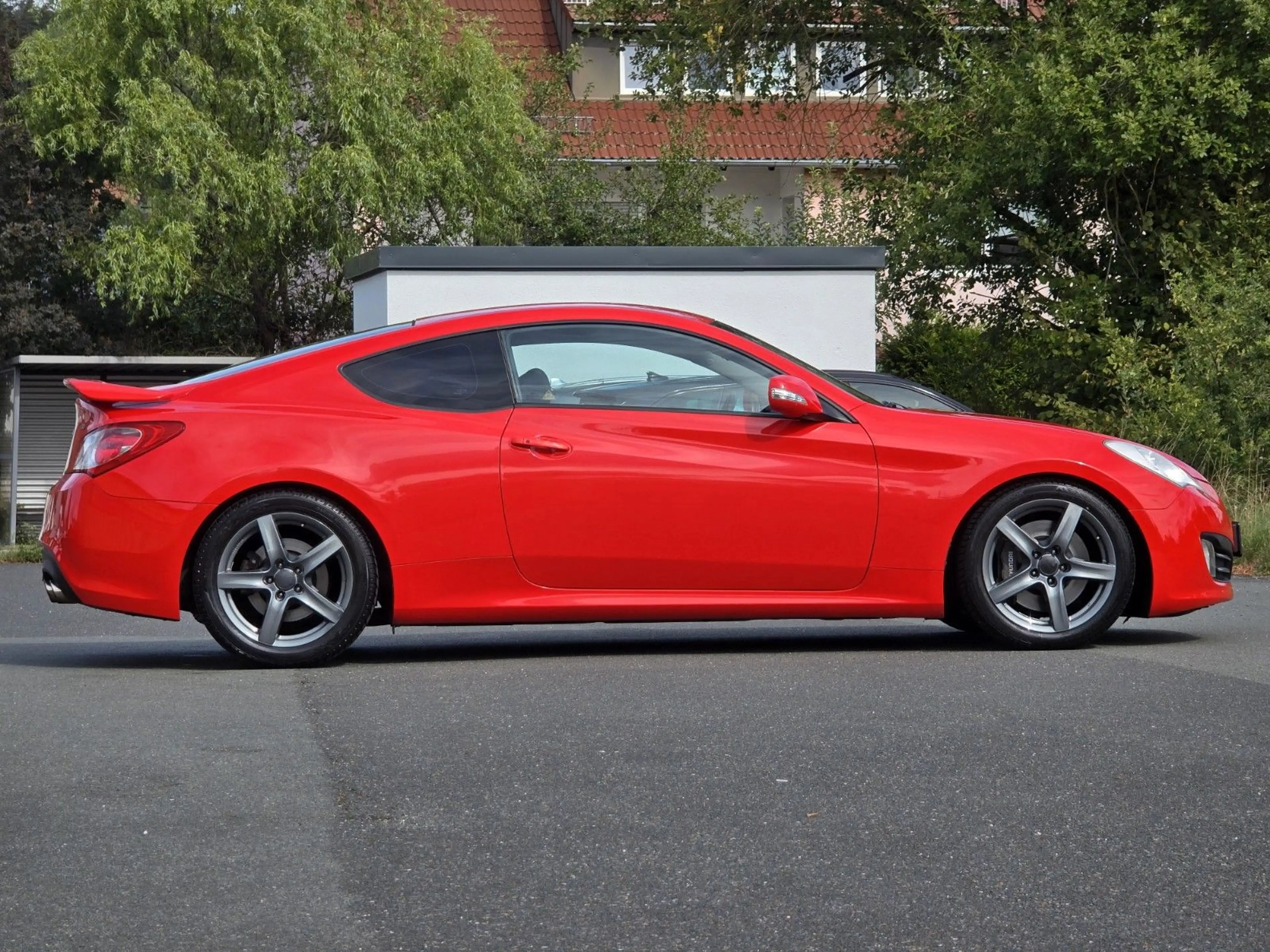 Hyundai Genesis 3.8 V6 Coupe AUTOMATIK+LEDER+NAVI+2.HAND — photo 7