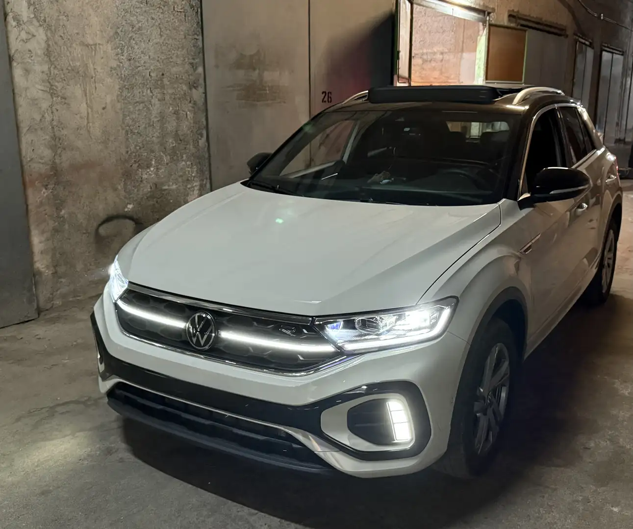 Volkswagen T-Roc 1.5 tsi R-Line Plus dsg - 2