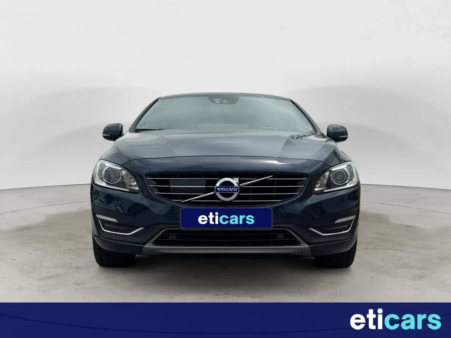 Volvo V60 2.4 D6 Híbrido AWD Auto Bleu - 2