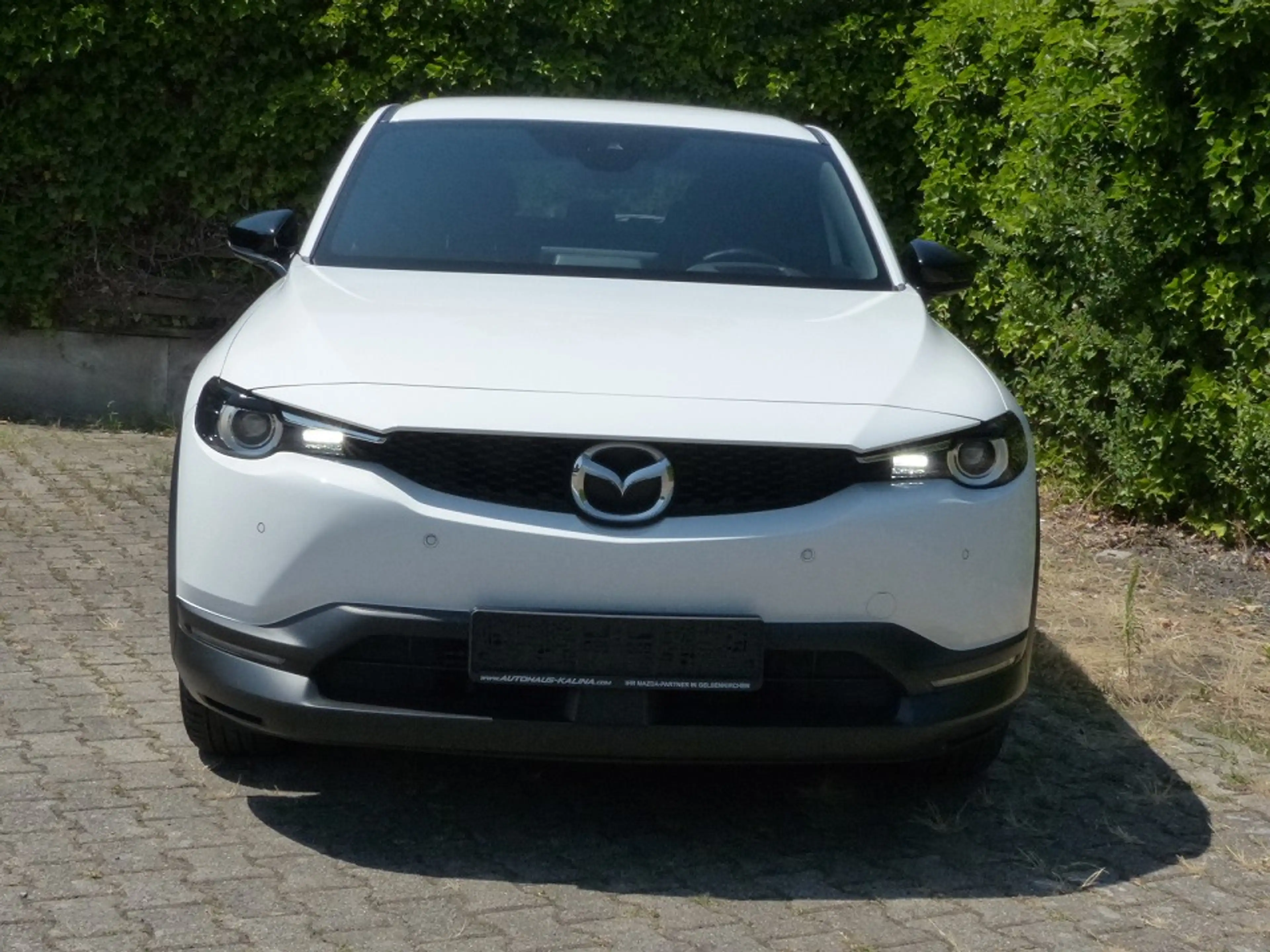 Mazda MX-30 35,5 kWh e-SKYACTIV EV 145 PS — photo 3