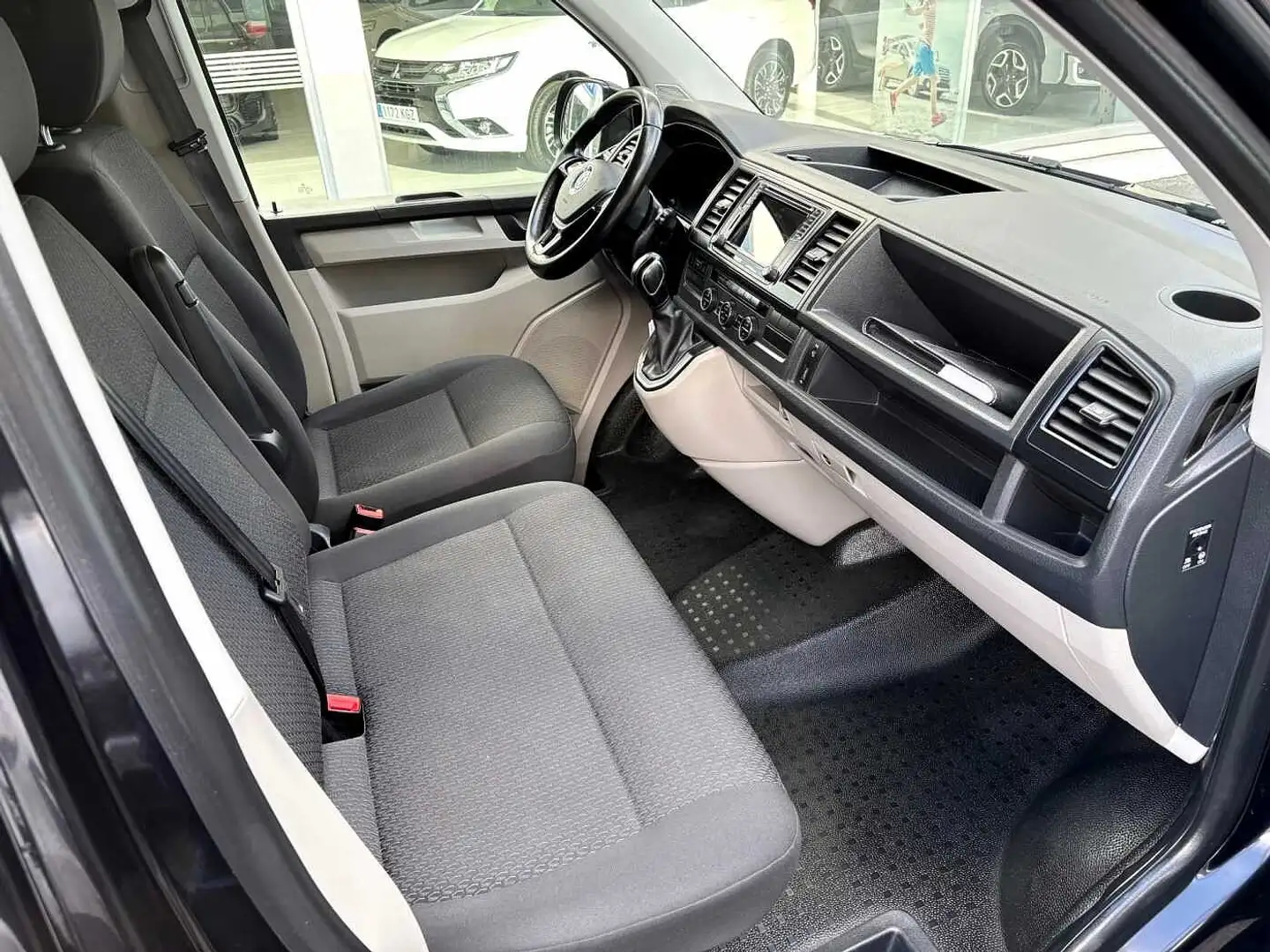 Volkswagen LARGA DSG 9 PLAZAS Negro - 2