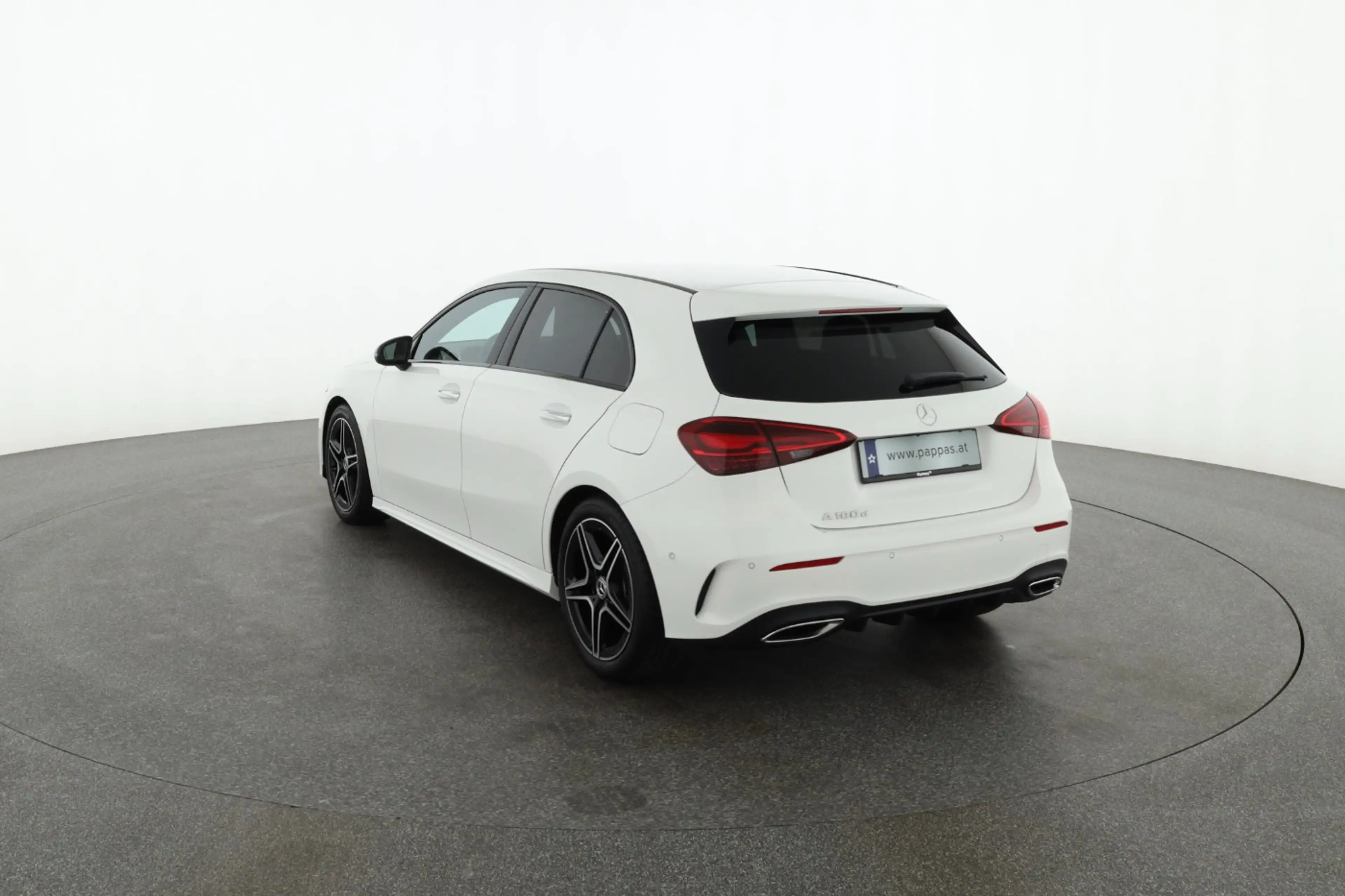 Mercedes-Benz A 180 d Kompaktlimousine Österreich-Edition Cam — photo 6