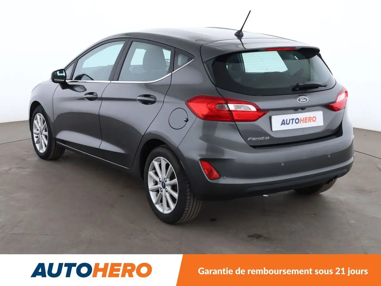 Ford Fiesta 5 portes — photo 4