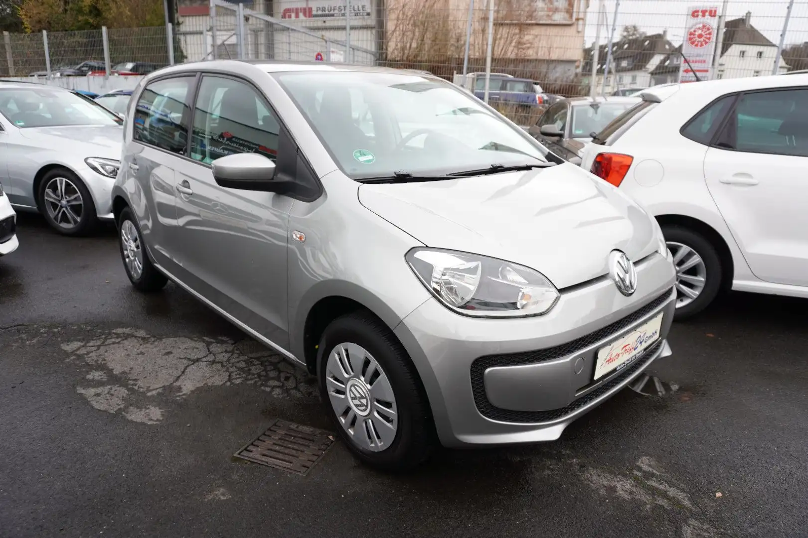 Volkswagen up! move up! *Klima* 5 türig* GARANTIE Argent - 1