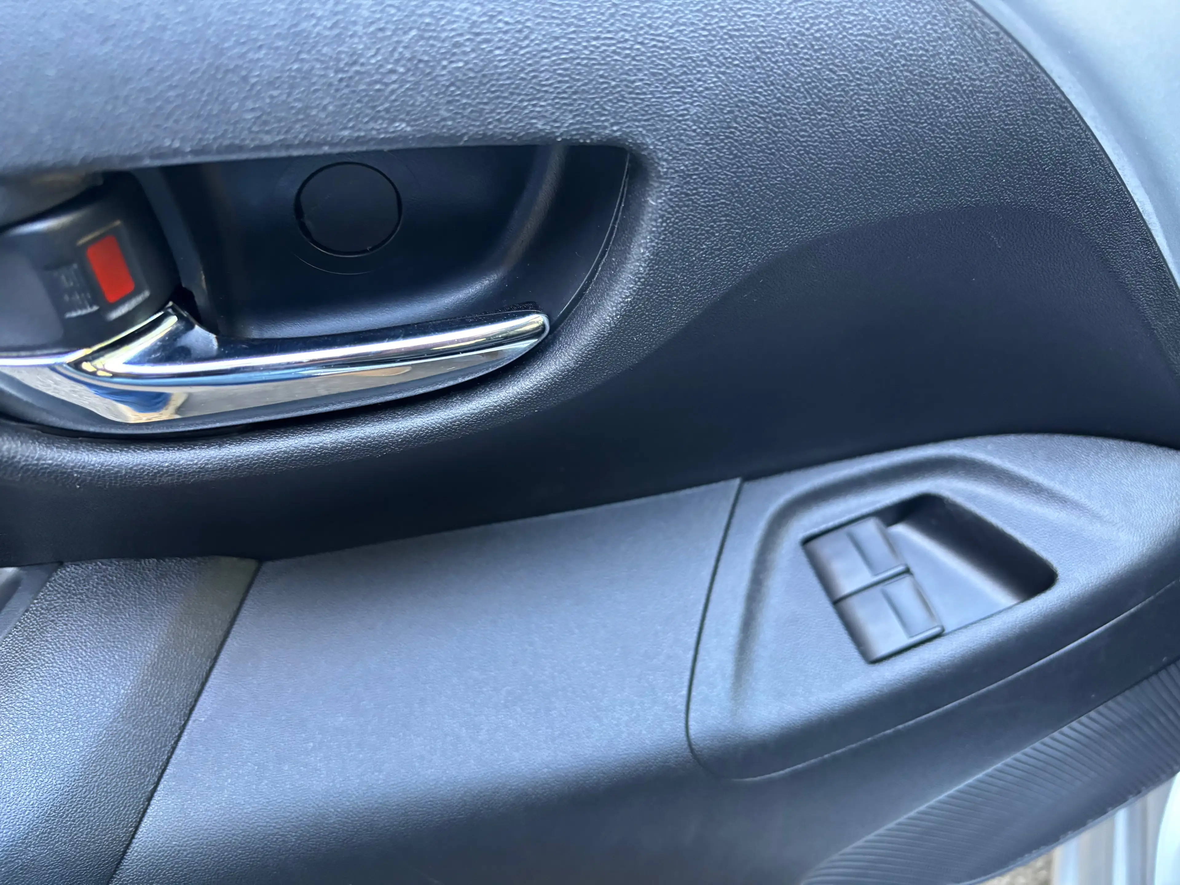 Peugeot 108 Automatique 1.0 VTi Access — photo 14
