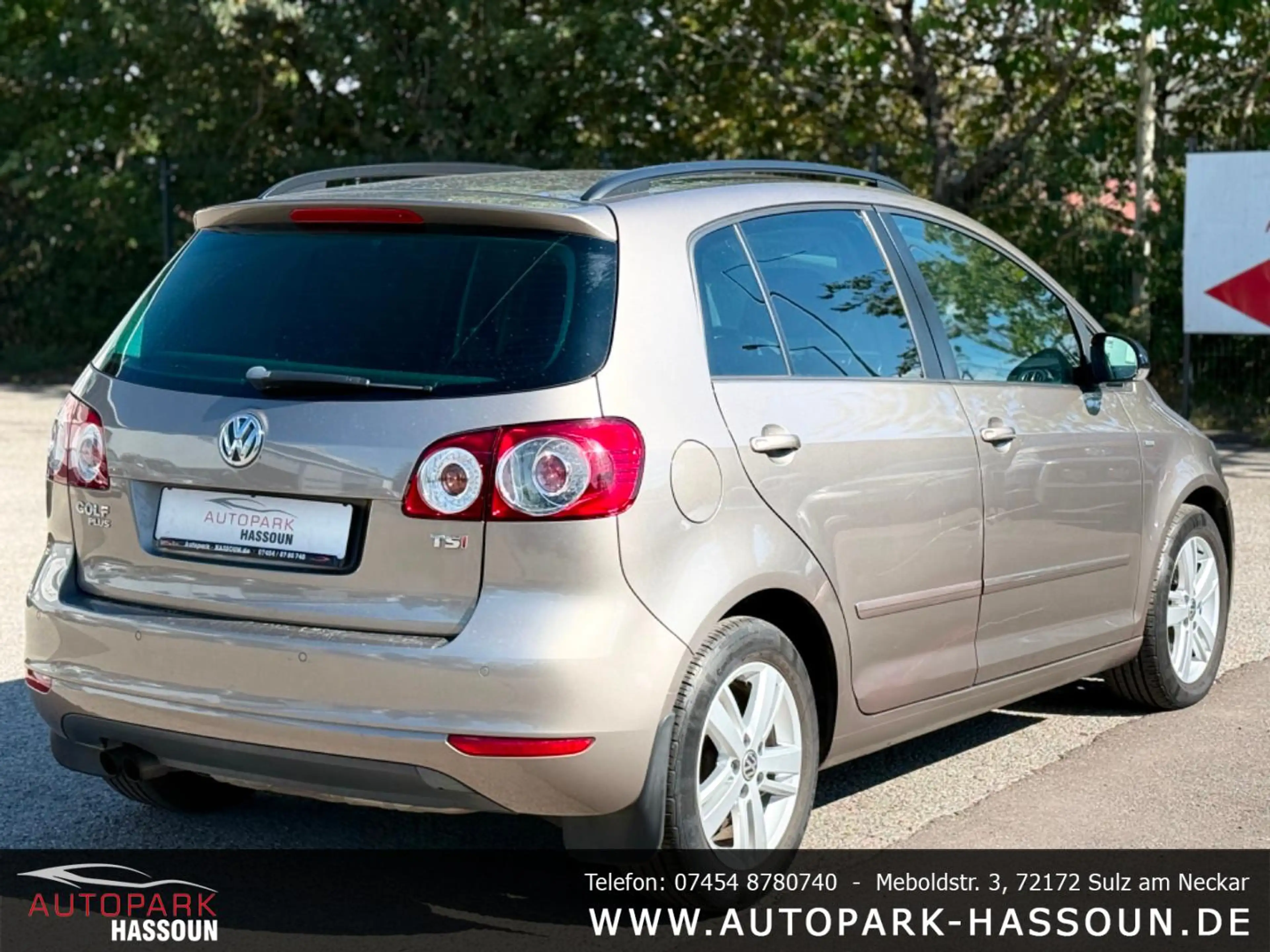 Volkswagen Golf Plus VI TÜV 03/28 GGG 1.Hand Match — photo 8