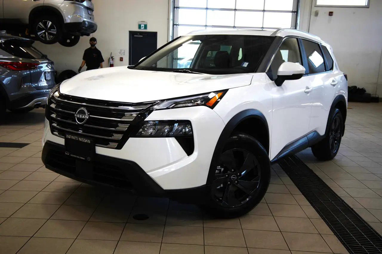 Nissan Rogue снимка Nissan Rogue