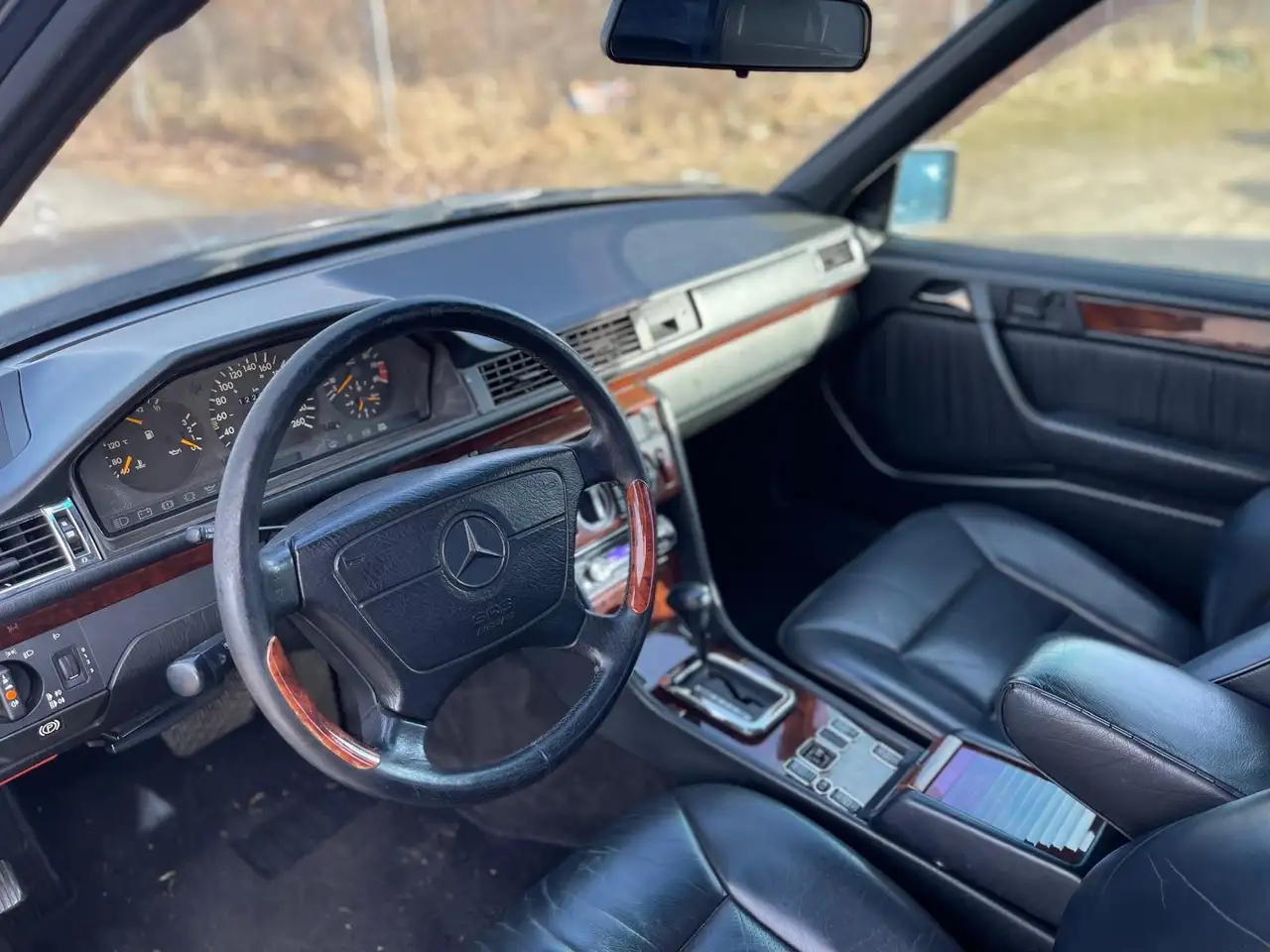 Mercedes-Benz E 300 300 W124 LIMOUSINE"AUTOMATIK"LEDER"KLIMA"E-SITZE"", foto 7