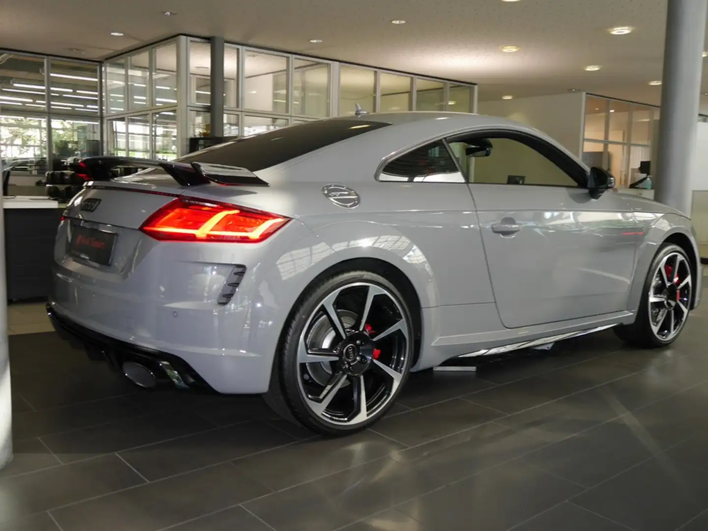 Audi TT RS Coupé 280km/h RS Sportabgasanlage MMI B&O Grey - 2