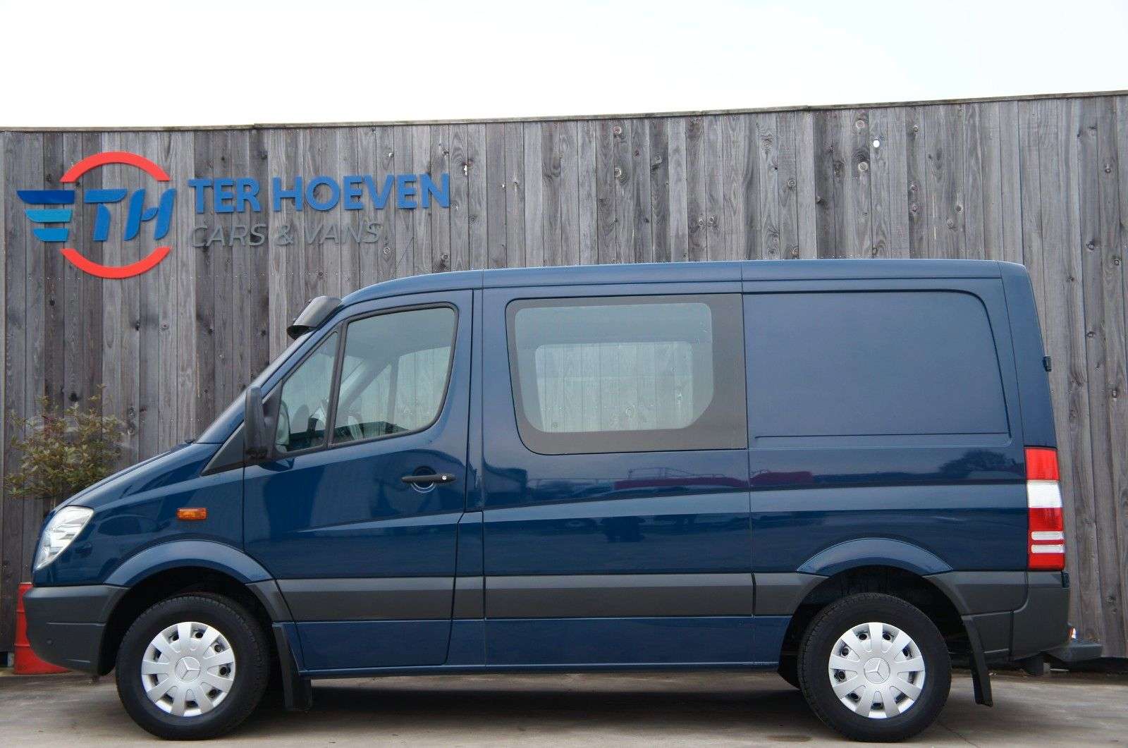 Second hand Mercedes Benz Sprinter 