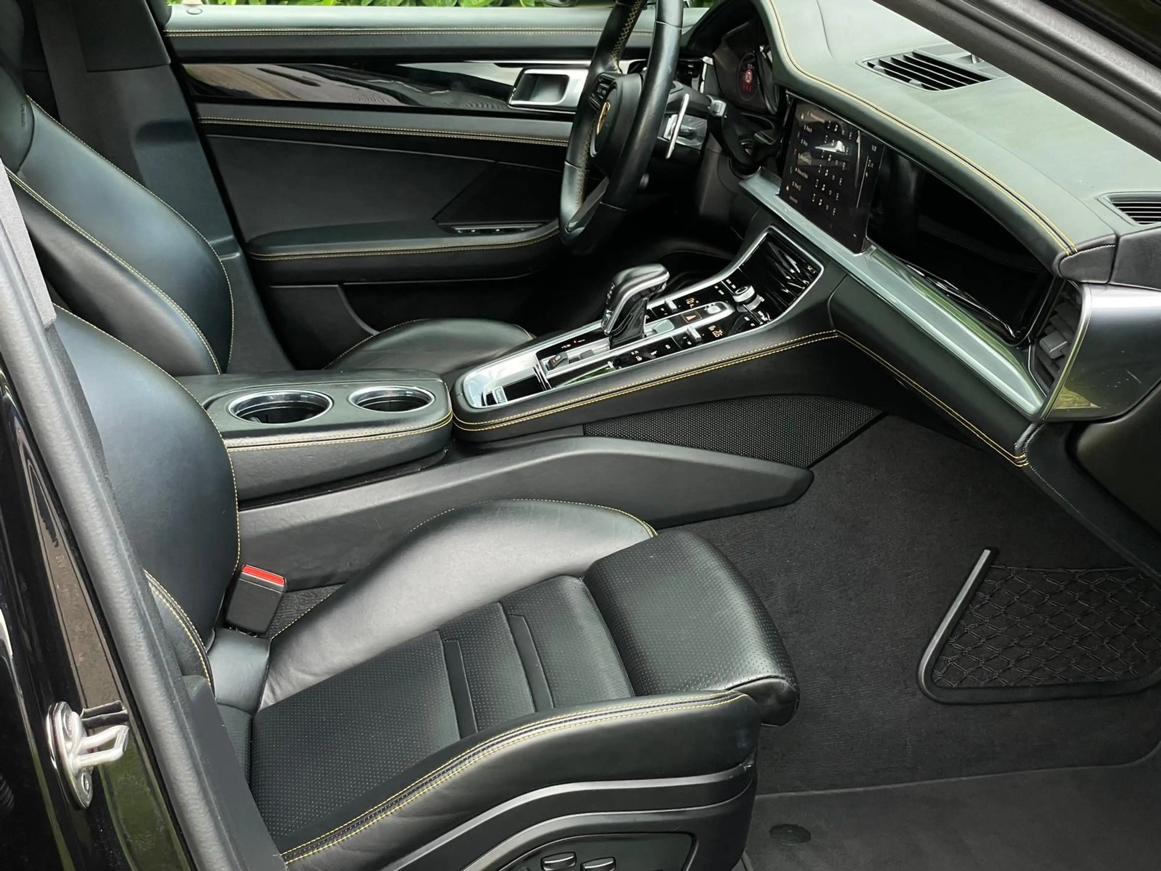 Porsche Panamera Sport Turismo 2.9 4 E-Hybrid Platinum Edition/NL A — photo 13