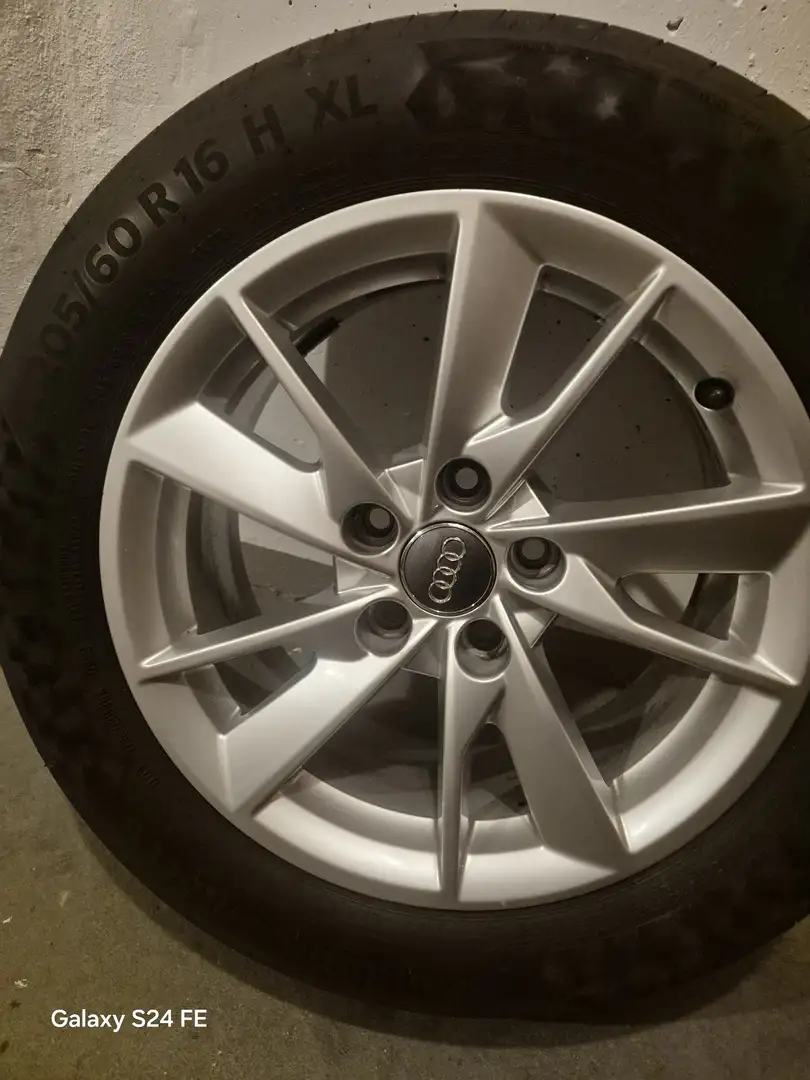 Audi A4 Avant 2.0 TDI DPF clean diesel multitronic S line - 2