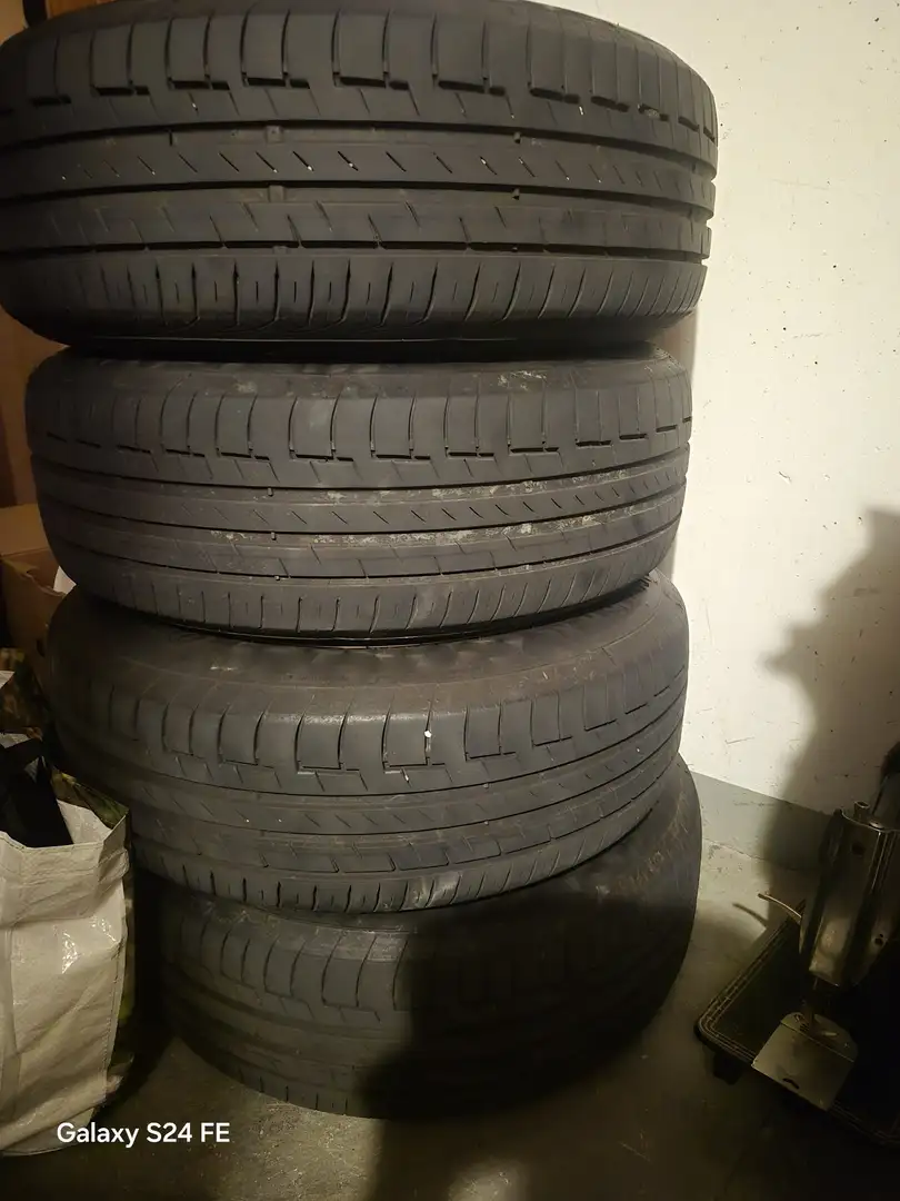 Audi A4 Avant 2.0 TDI DPF clean diesel multitronic S line - 1