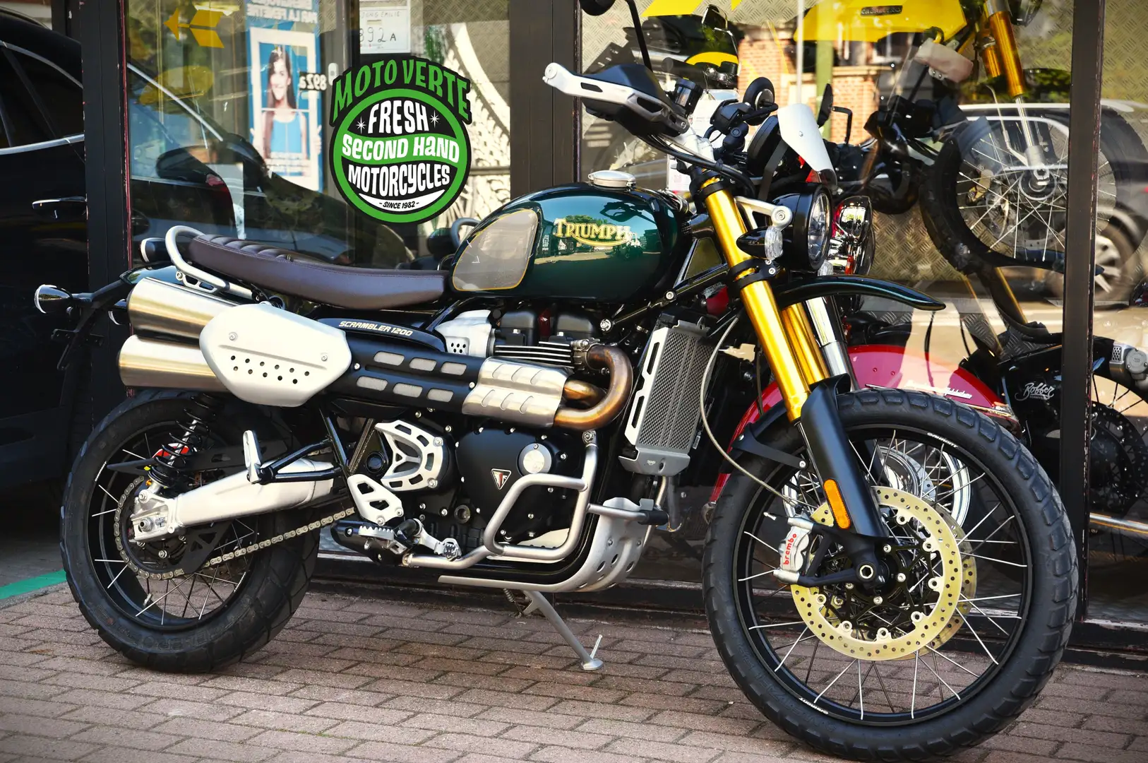 Triumph Scrambler 1200 STEVE McQUEEN EDITION ***MOTO VERTE*** Vert - 1