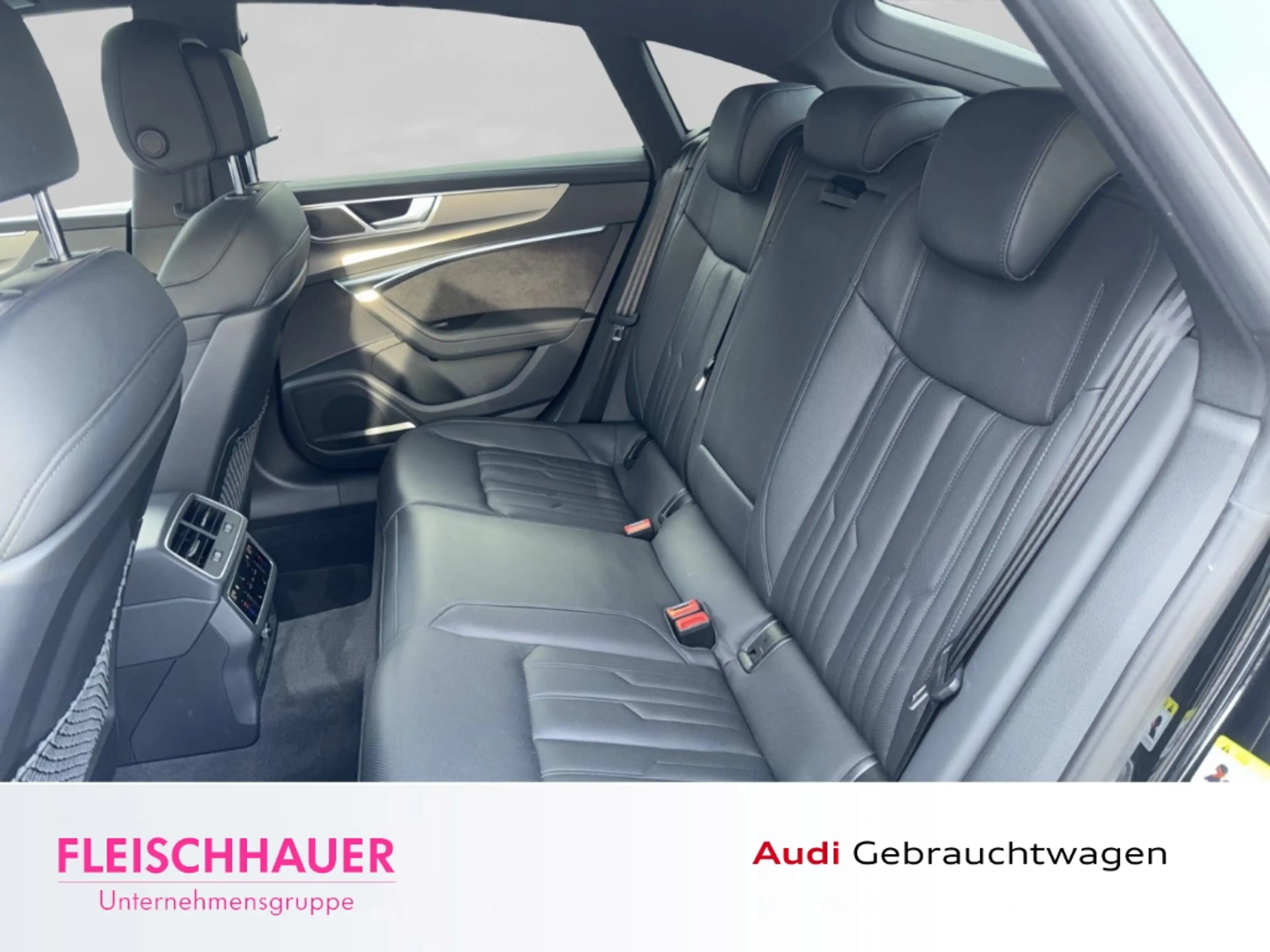 Audi RS7 4.0 TFSI quattro LED+360+PANO+HUD+ACC+RS-ABGAS+DYN — photo 9