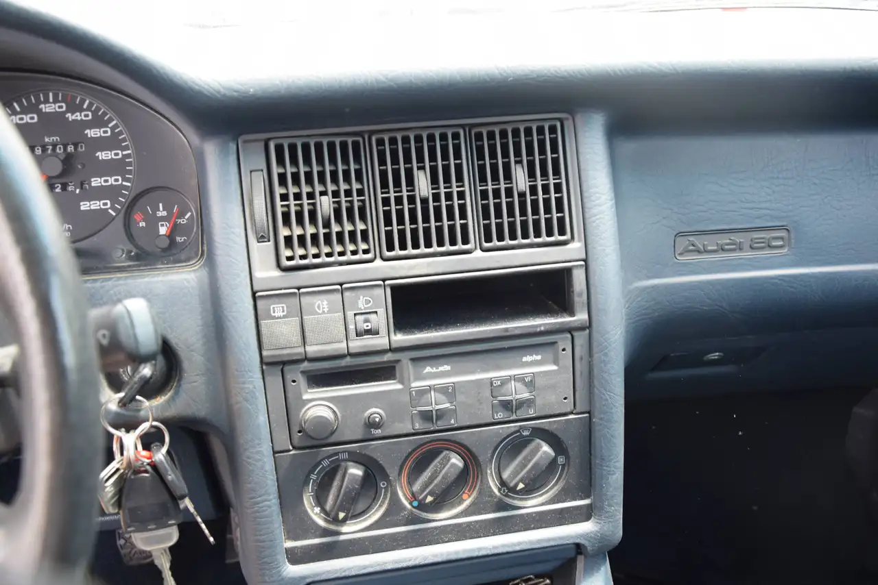 Audi 80 1.8 S, foto 7