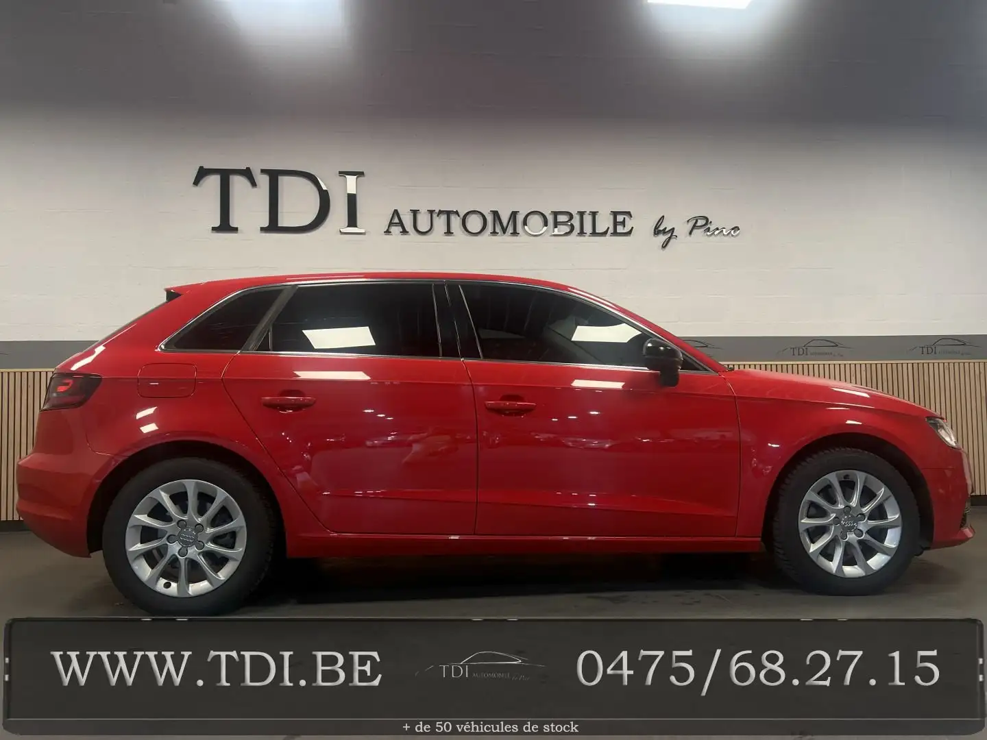 Audi A3 2.0 TDi Attraction*150cv*Cuir*Clim*Gps*Carpass* Rojo - 2