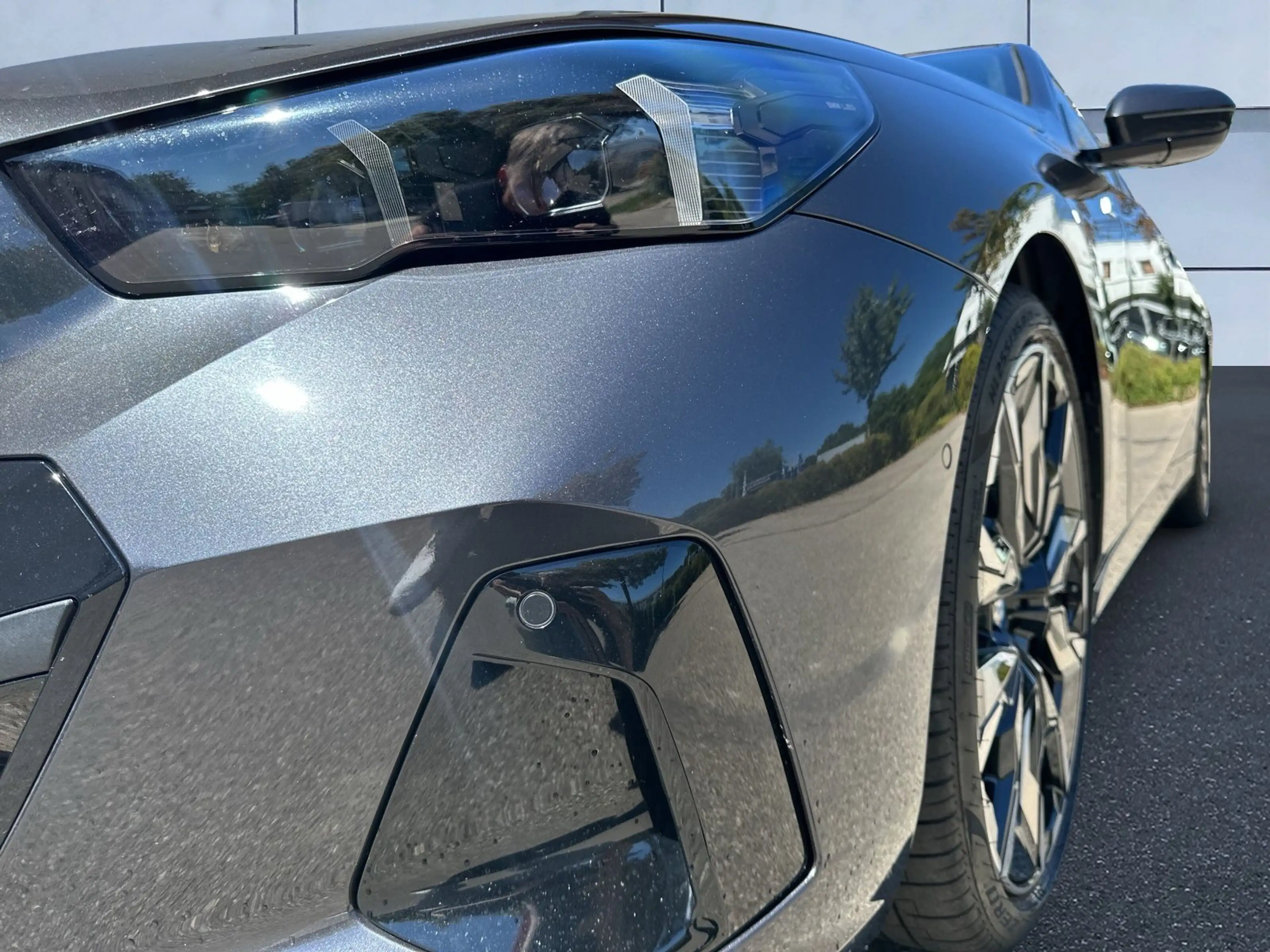 BMW i5 eDrive40 Touring — photo 12