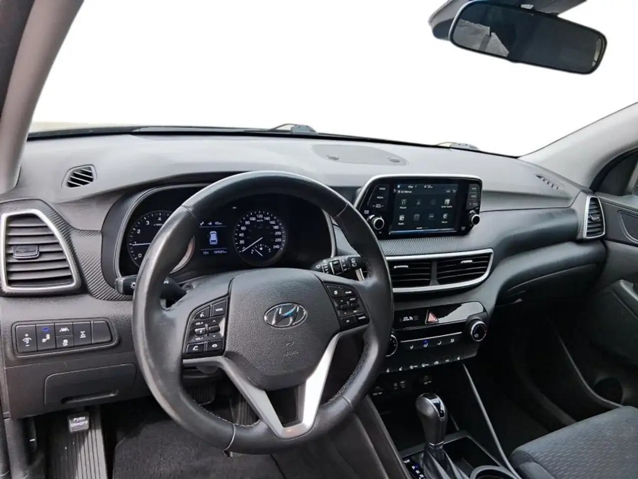Hyundai TUCSON снимка Hyundai TUCSON