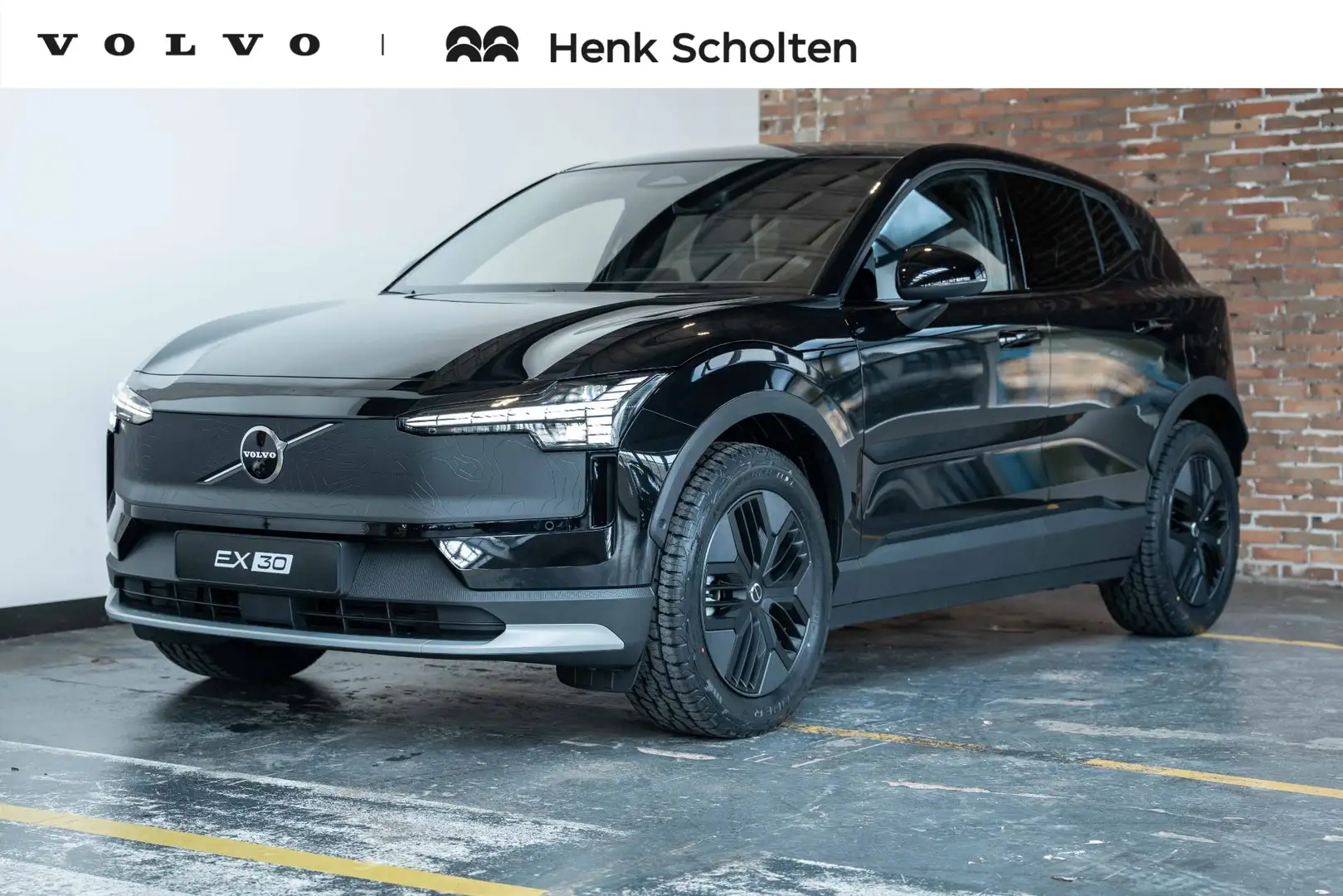 Volvo EX30 Cross Country Twin Motor Performance Ultra 69 kWh Zwart - 1