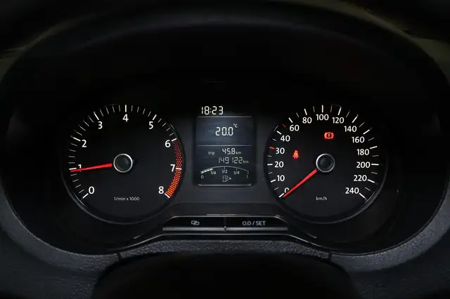 Volkswagen Polo view 13