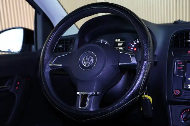 Volkswagen Polo view 22