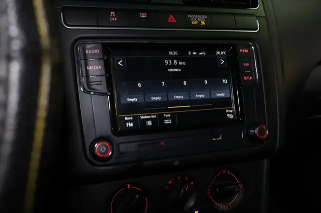 Volkswagen Polo view 16