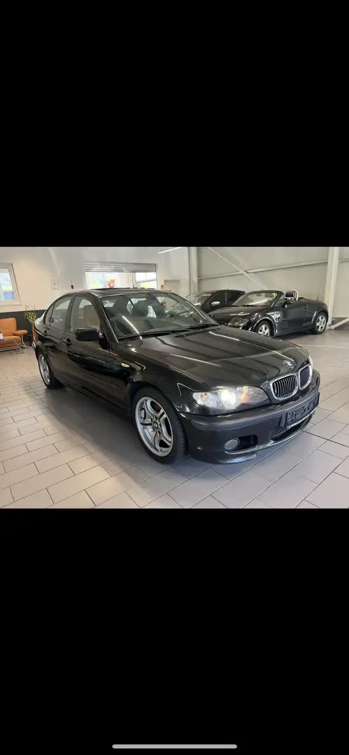 BMW 330 330i crna - 2