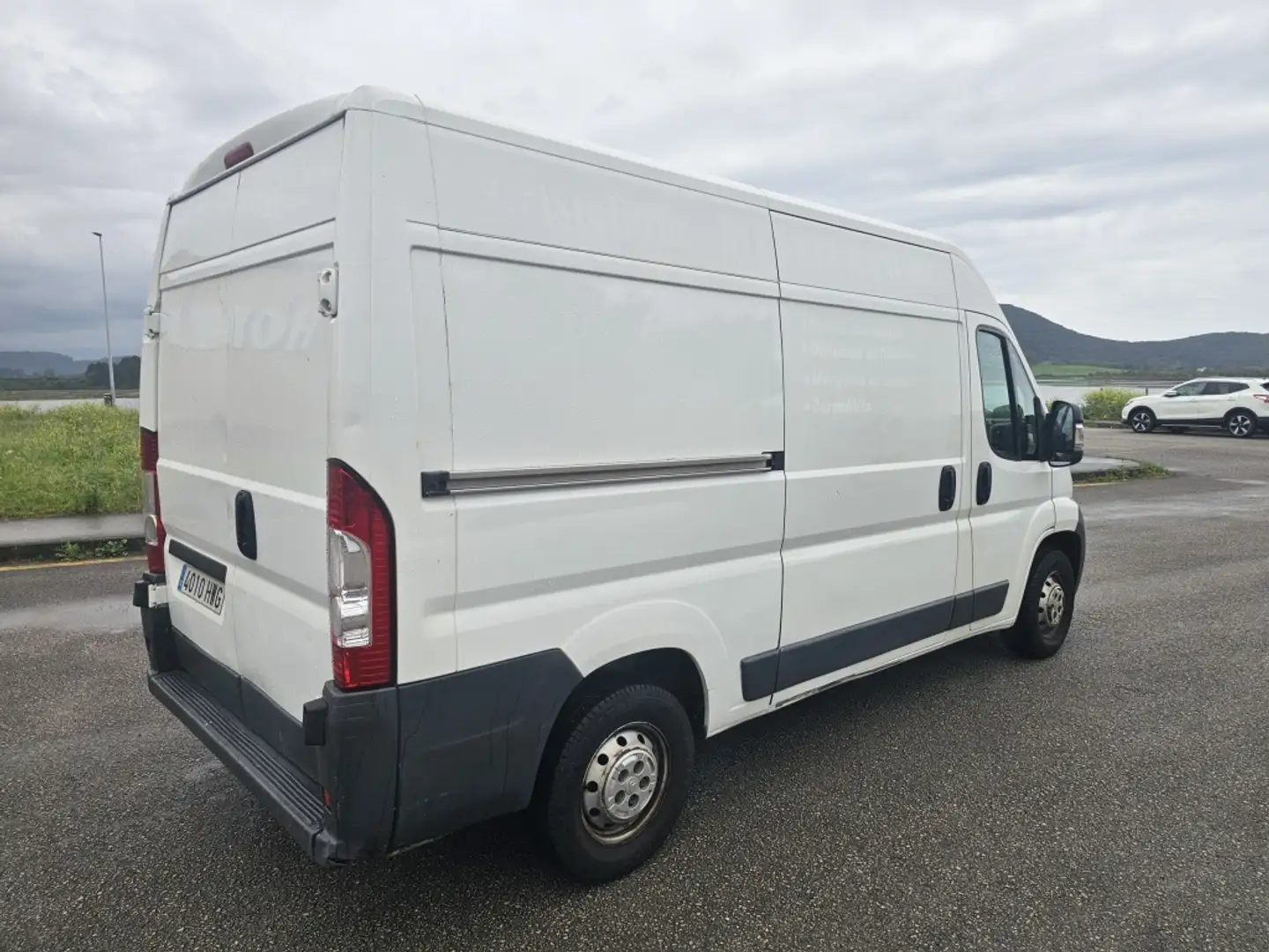 Citroen Jumper Fg. 2.2HDI 33 L2H2 130 Blanc - 2