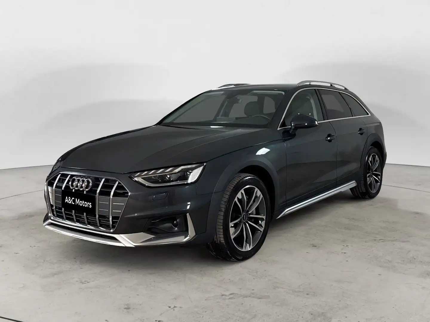 Audi A4 allroad 40 TDI 204 CV S tronic Business Evolution Gris - 1