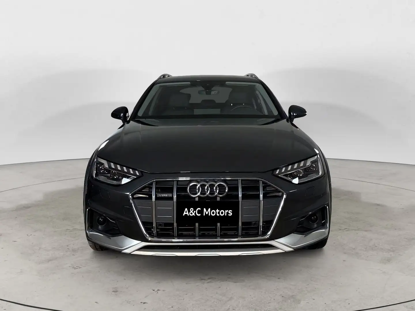 Audi A4 allroad 40 TDI 204 CV S tronic Business Evolution Gris - 2