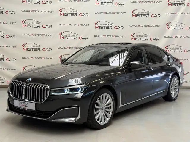 BMW 750 i xDrive SOFT/LASER/ACC/GSHD/TV/SITZKLIMA/19