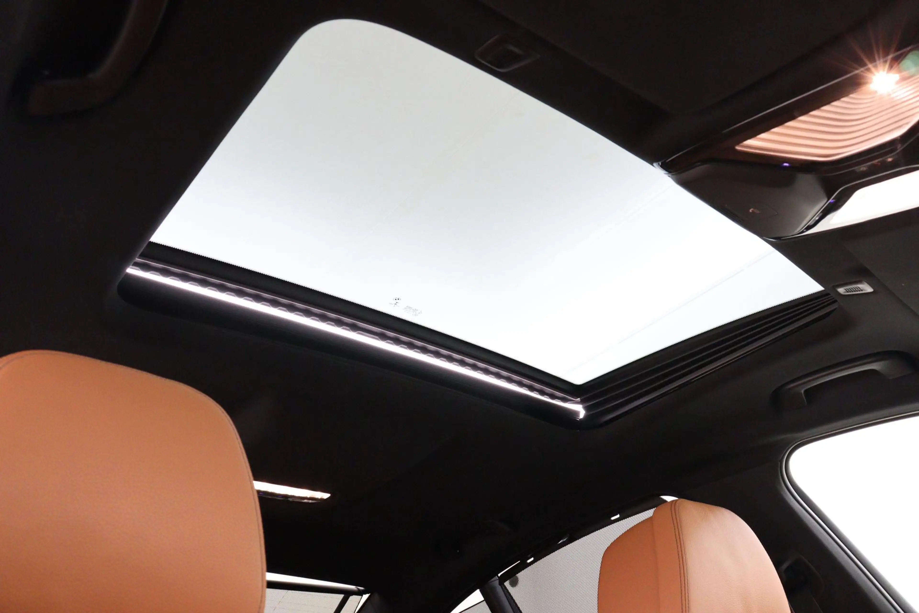 BMW 530 5-SERIE 530E XDRIVE HIGH EXECUTIVE -PANO.DAK|HARMA — photo 10