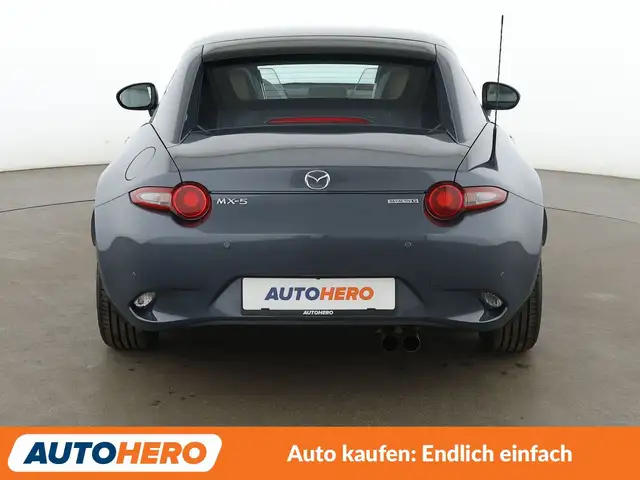 Mazda MX-5 view 5