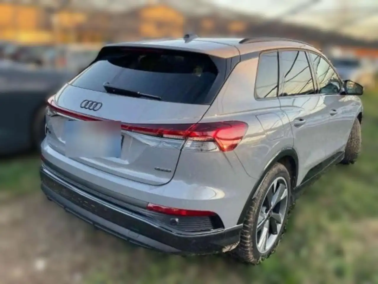 Audi Q4 e-tron 55 qu. S line NAV/Matrix/Kamera/ACC/SH 3