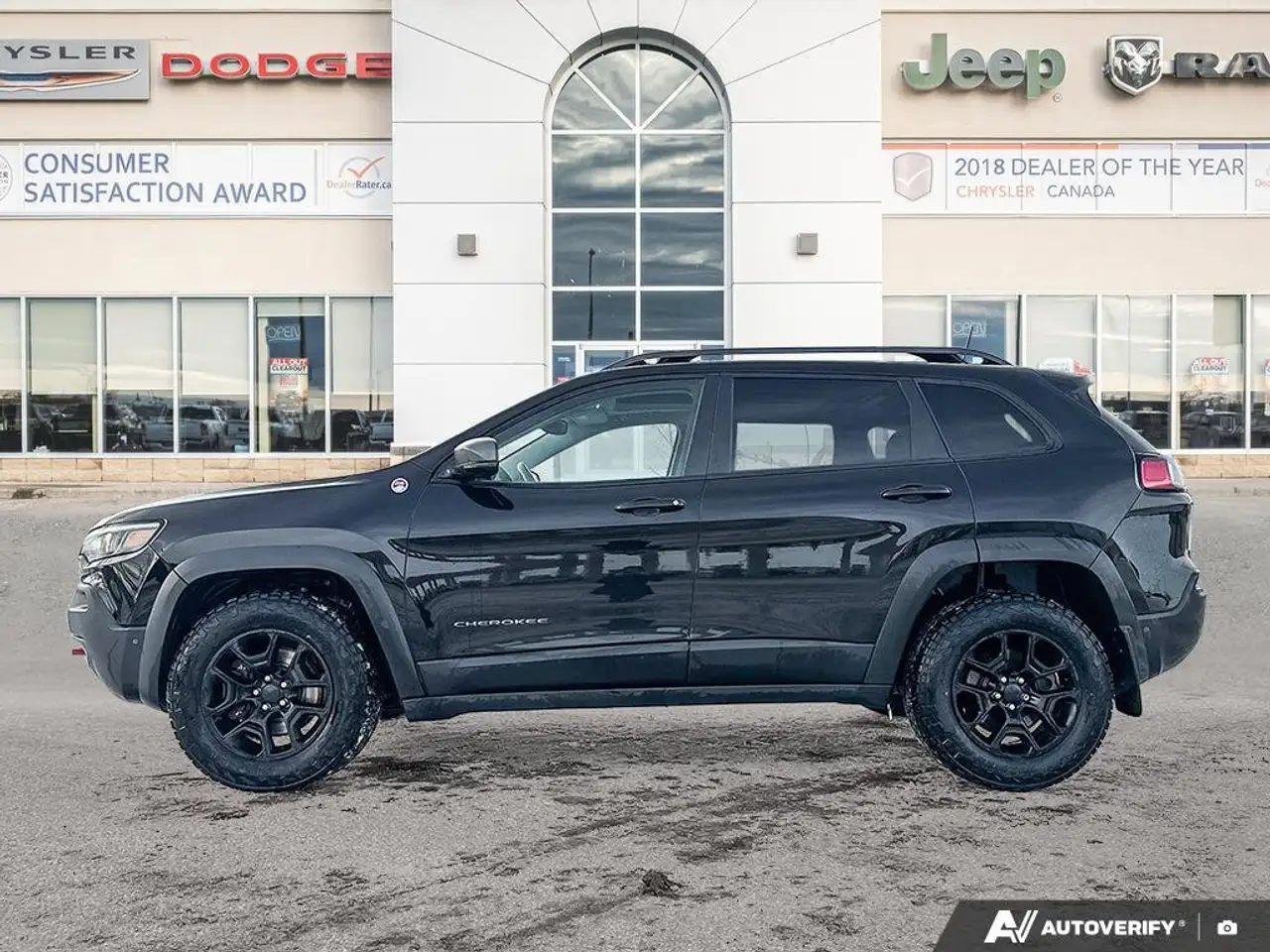 Jeep Cherokee снимка Jeep Cherokee