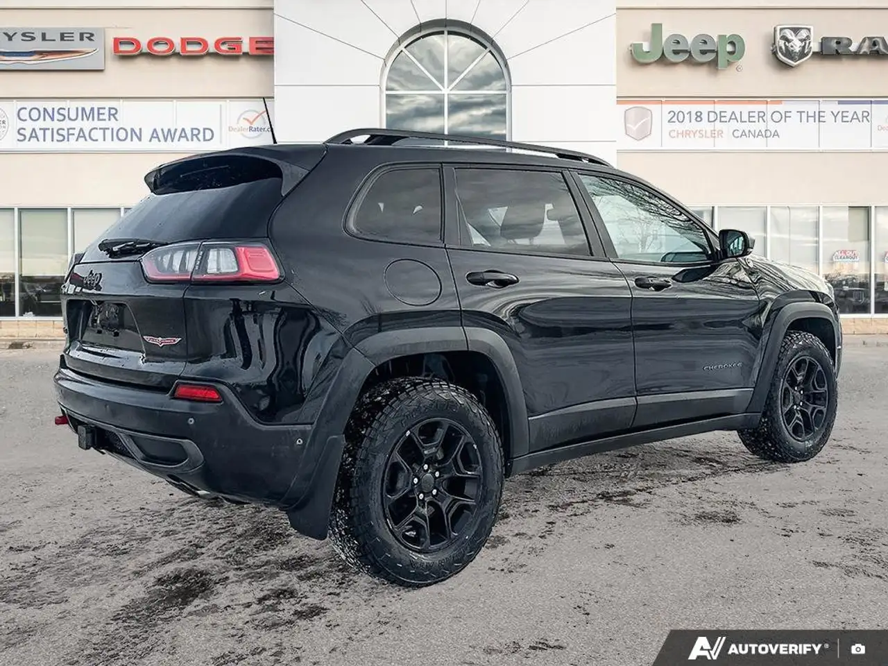 Jeep Cherokee снимка Jeep Cherokee
